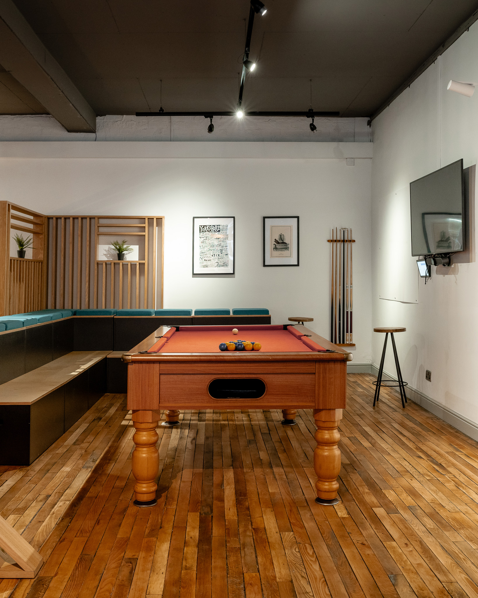 Hippo Digital case study communal lounge with an LED lighting upgrade